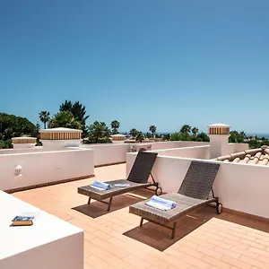 Beautiful Two Bedroom With Roof Terrace Apartment Carvoeiro (Lagoa)